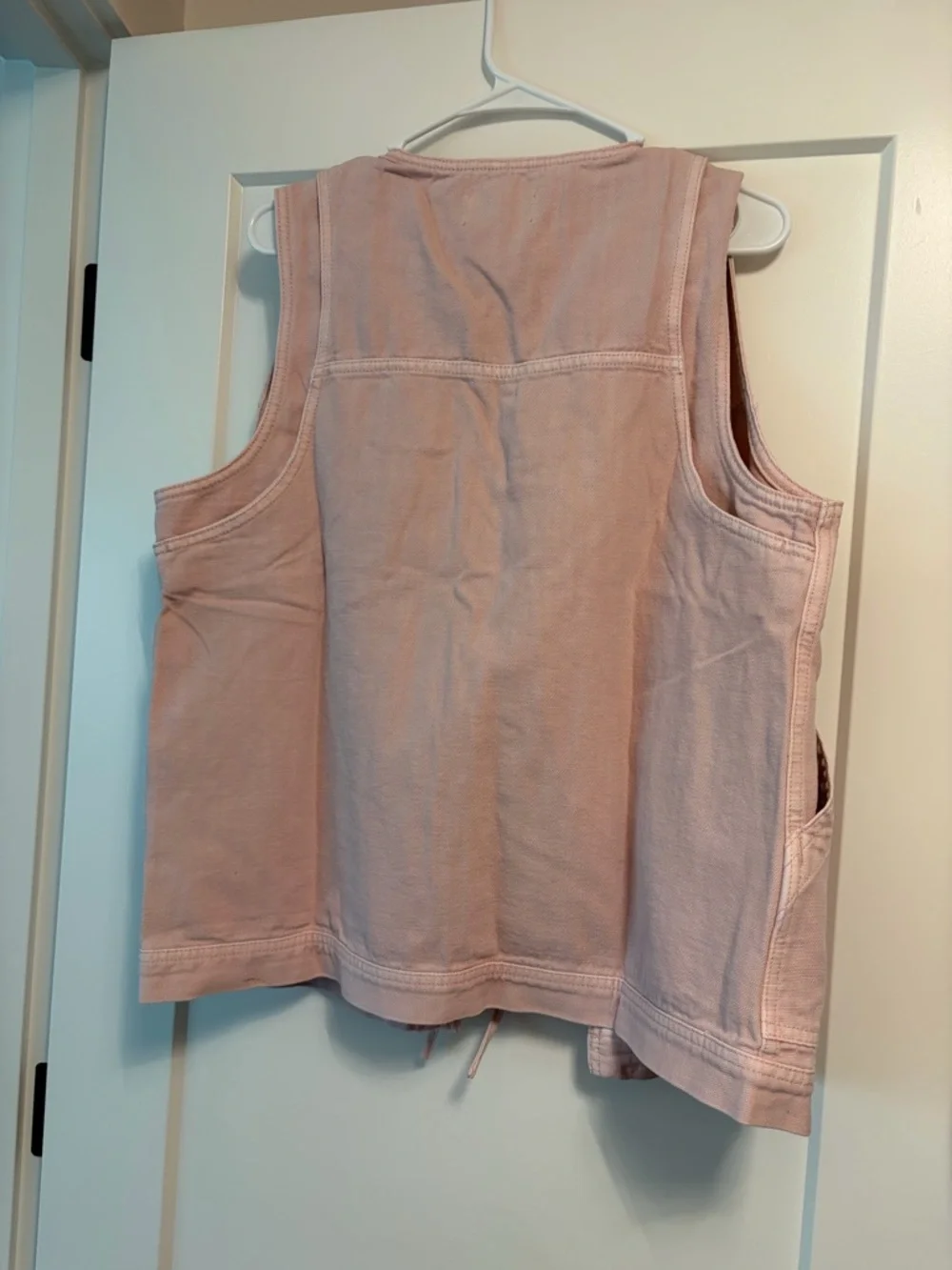 NWT - Women’s Universal Thread Pink Tie Utility Vest - Size Medium (oversized) - Picture 4 of 4